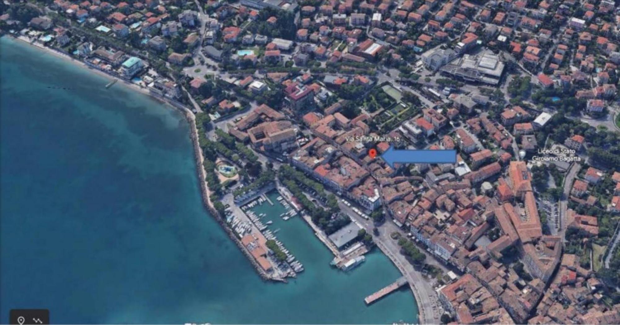 Desenzanoloft Green Lake Court Lägenhet Desenzano del Garda Exteriör bild